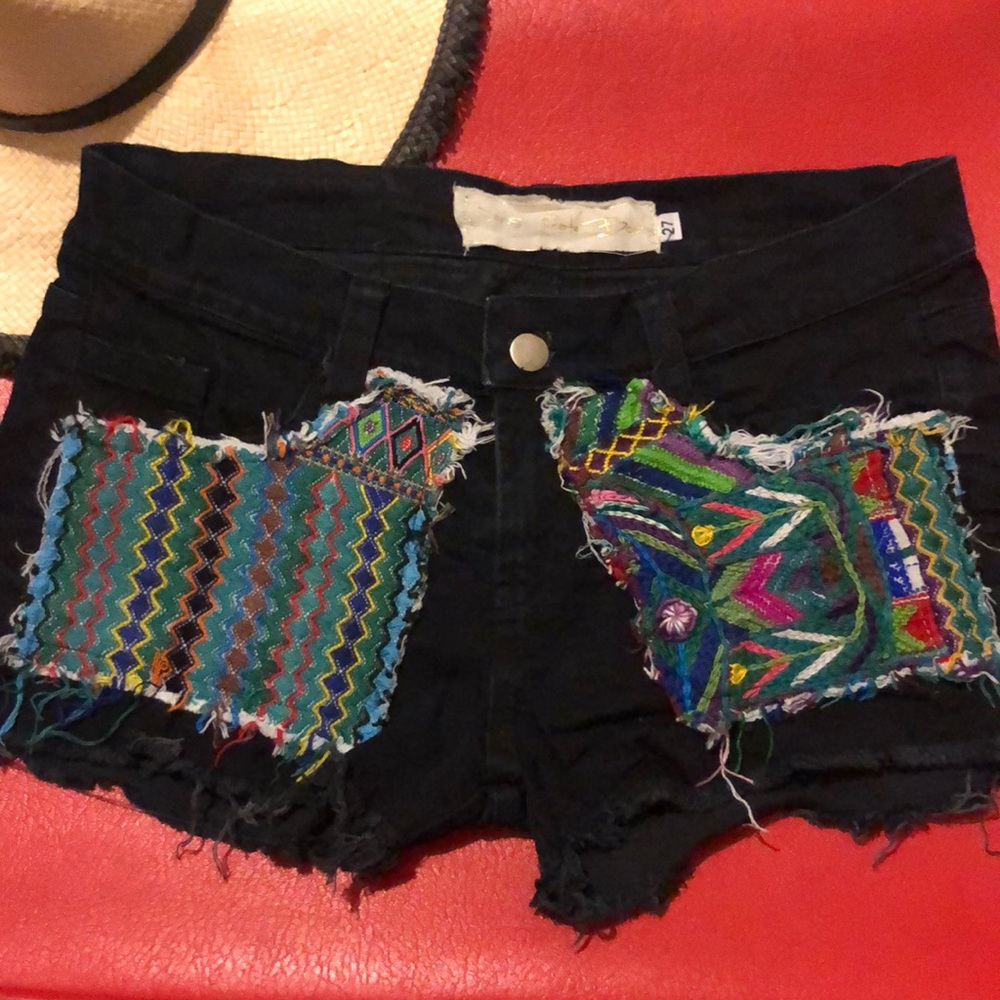 Jen’s Pirate Booty Raw Hemmed Embroidered Black Jean Low Rise Shorts